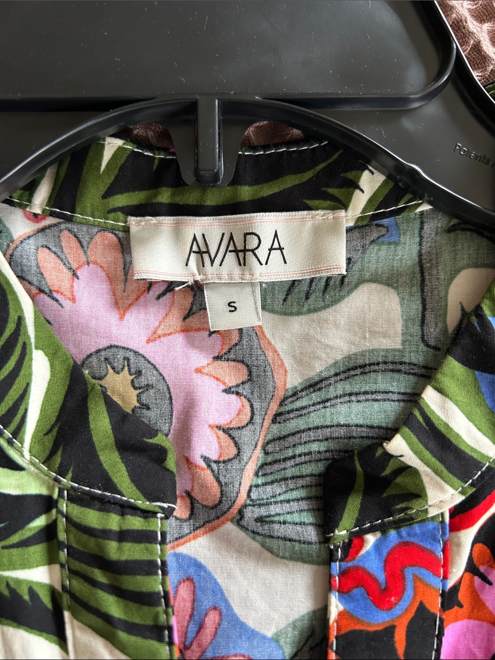 Avara Isabella maxi dress - Picture 3 of 4